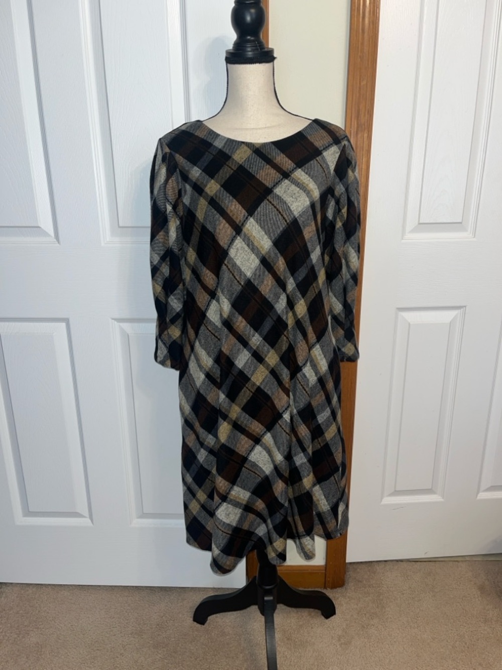 Jessica Howard Plaid Dress